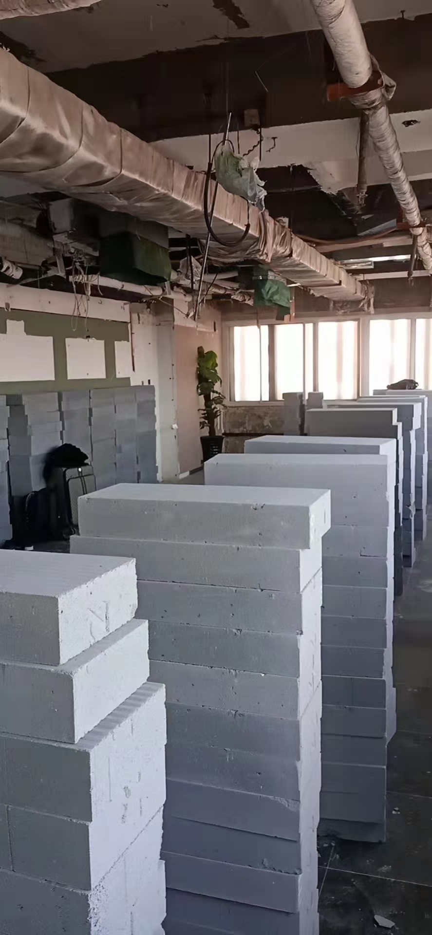 隔墙可加工开槽场景